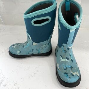 BOGS kids boots
